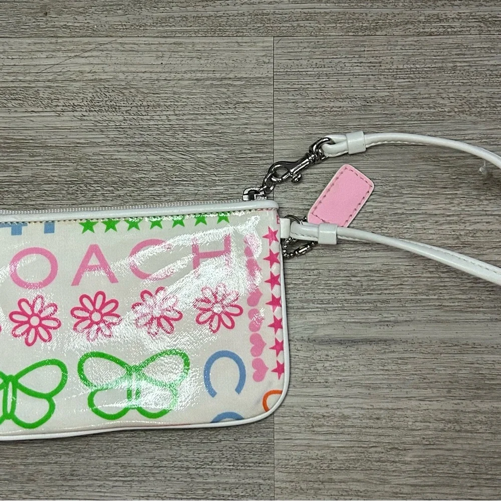 Coach Wristlet - Picture 2 of 5